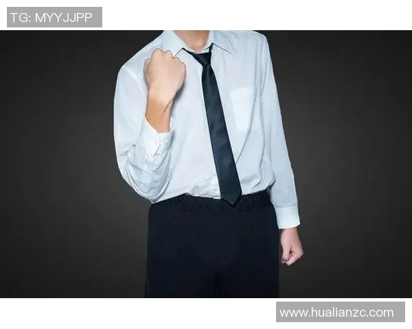 足球明星十年颜值变迁 从青涩少年到成熟魅力男神的蜕变之路